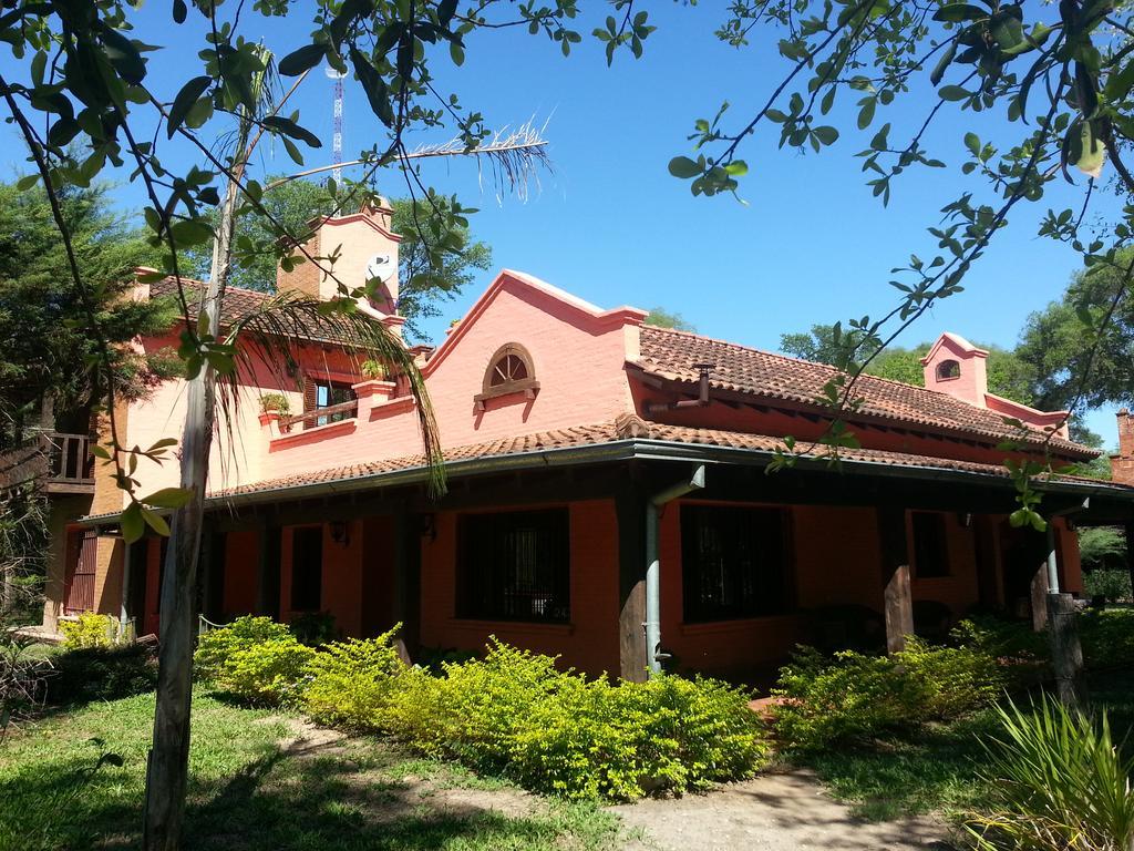 Hotel Las Curiosas Avia Terai Exterior foto